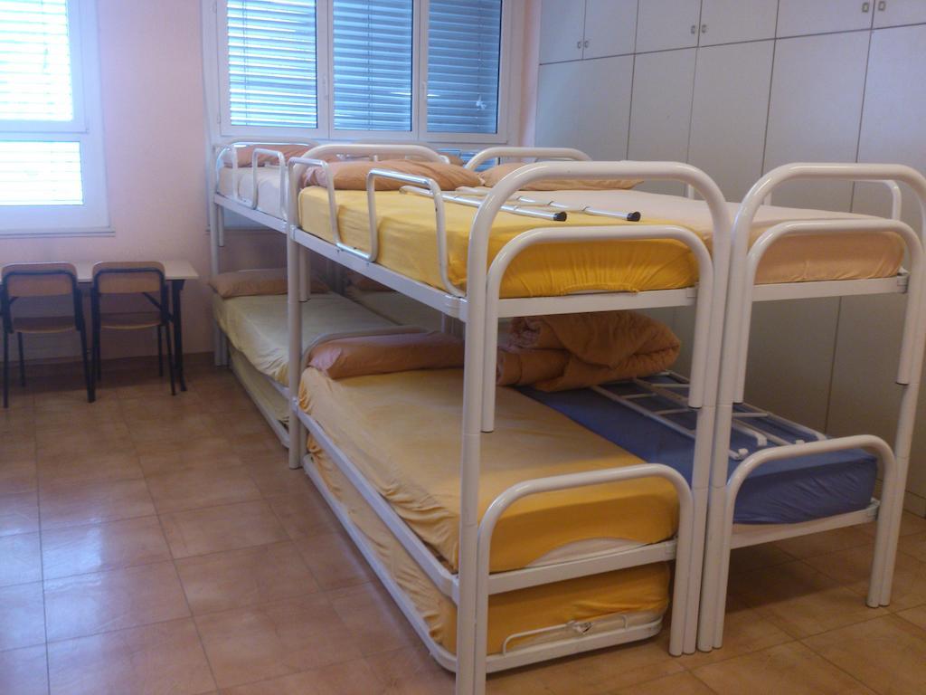 Hebergement Du Pod La Chaux De Fonds Room photo